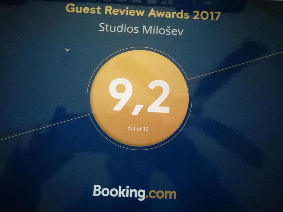 Studios Milosev Бар Экстерьер фото